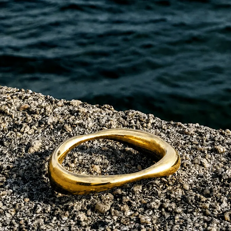Golden cockring at the Bodensee